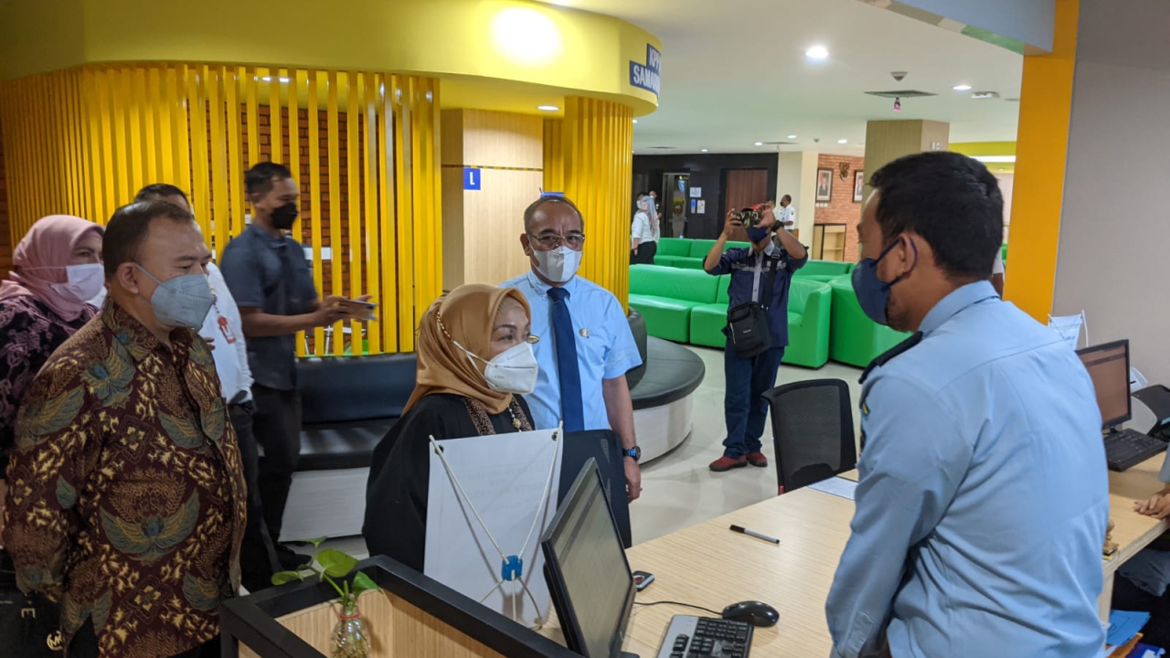 Kemenpan meninjau gedung MPP Pemkot Samarinda