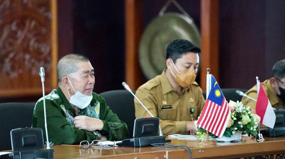 Pertemuan Pemprov Kaltim dan perwakilan Malaysia dalam rencana kerja sama investasi pada 28 Maret 2022 di Kegubernuran Kaltim.