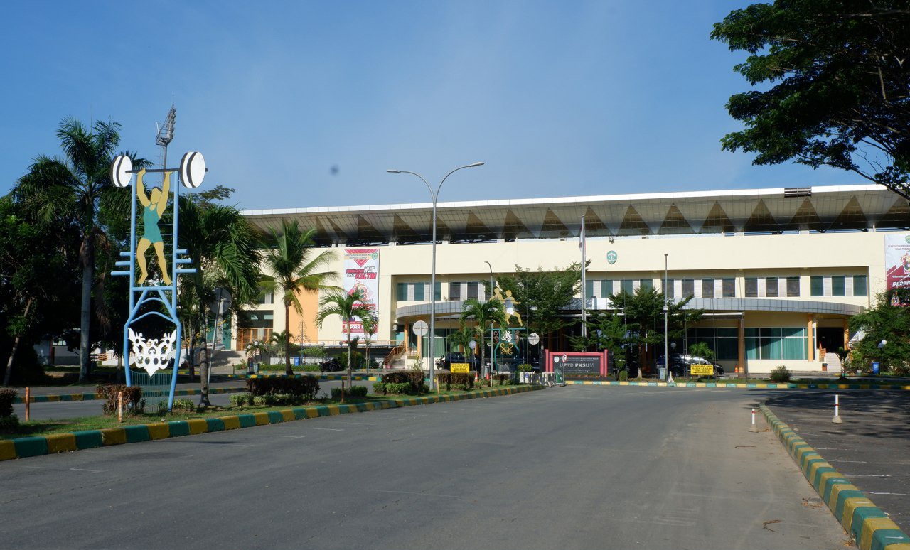Wisata Kuliner di Stadion Madya Sempaja