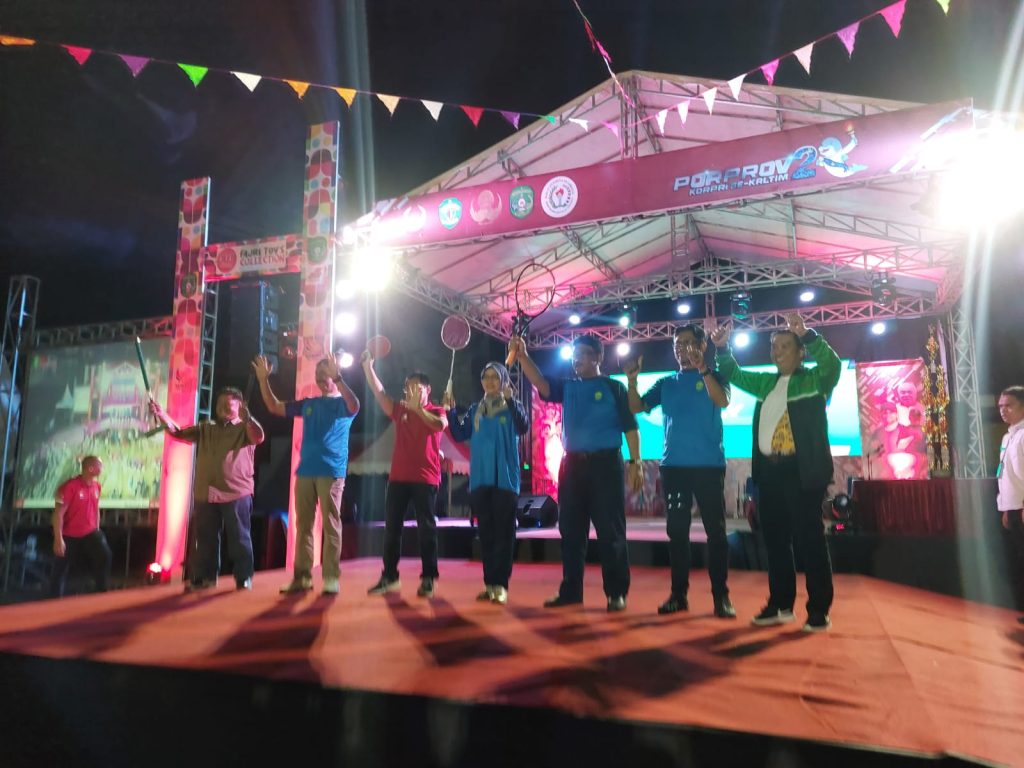 Asisten III Setkab Kukar Totok Heru Subroto menghadiri pembukaan  Porprov ke 2 KORPRI Kaltim