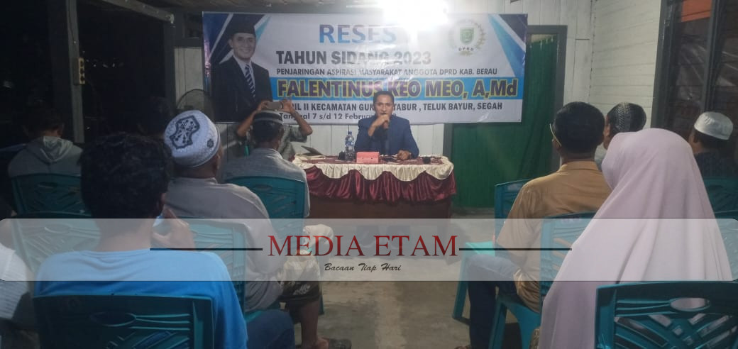 Anggota DPRD Berau, Falentinus Keo Meo saat menggelar Reses I Tahun Sidang 2023 di RT 10, Kelurahan Rinding, Kecamatan Teluk Bayur. [Christian / Mediaetam.com]