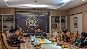 Kejati Kaltim saat melakukan kunjungan ke DPRD Kaltim yang beralamat di Jalan Teuku Umar (Foto Istimewa).