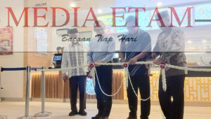 Pemotongan pita saat pembukaan Gerai Baru HokBen di Big Mall Samarinda, Provinsi Kalimantan Timur (Foto Iswanto, Mediaetam.com).