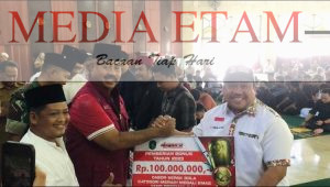 Pemberian penghargaan Olahraga Kukar. (Indah, Mediaetam.com)
