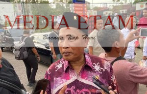 Ketua DPRD Kota Samarinda Sugiyono saat menghadiri Kirab Pemilu (Idham, Mediaetam.com)