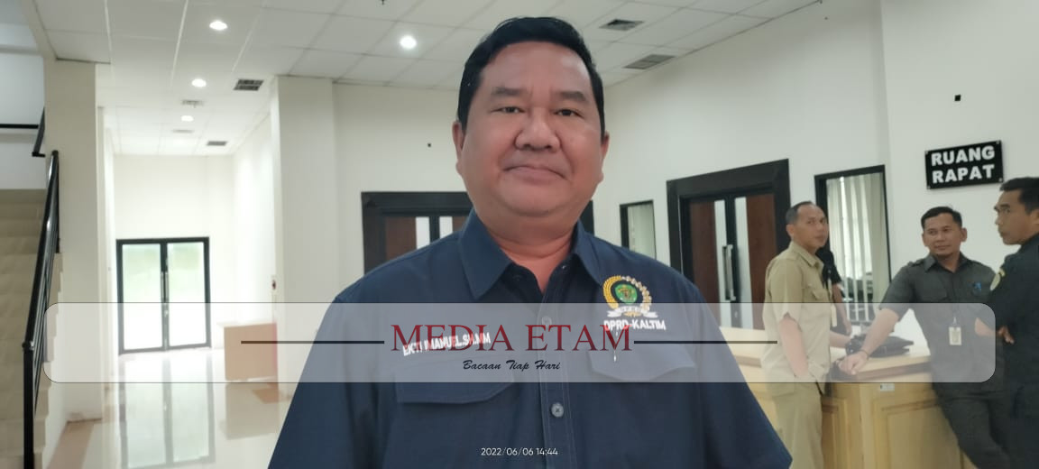 Ketua Pansus Raperda jalan DPRD Kaltim, Ekti Imanuel (Foto: Iswanto/Mediaetam.com).