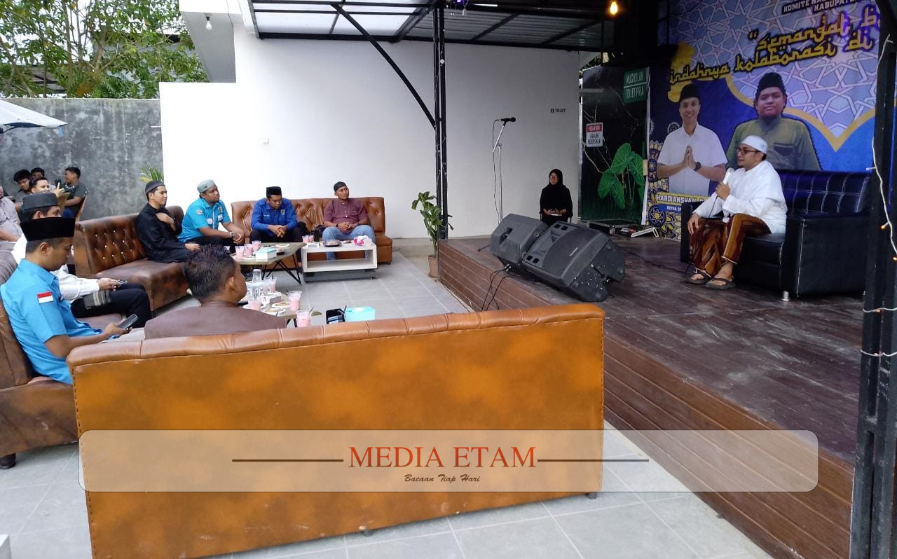 Kegiatan tausiyah oleh Habib M. Jamaluddin Fahmi bin Abdurrahman Al-Jufri di acara Bukber DPD KNPI Berau