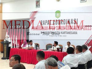 Kepala Dinkes Kukar, Martina Yulianti dalam menyampaikan kewenangan dalam penanganan dan pencegahan intervensi stunting. (Indah, Mediaetam.com)