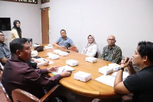 Badan kehormatan DPRD Kaltim saat melaksanan kunjungan kerja ke DPRD Bali (Foto: Humas DPRD Kaltim).