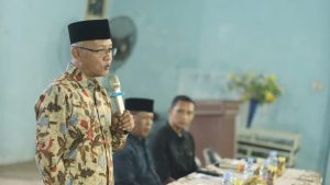Wakil ketua DPRD Kaltim, Muhammad Samsun saat melaksanakan kegiatan Sosbang di Kecamatan Loa Kulu (Foto: Istimewa).