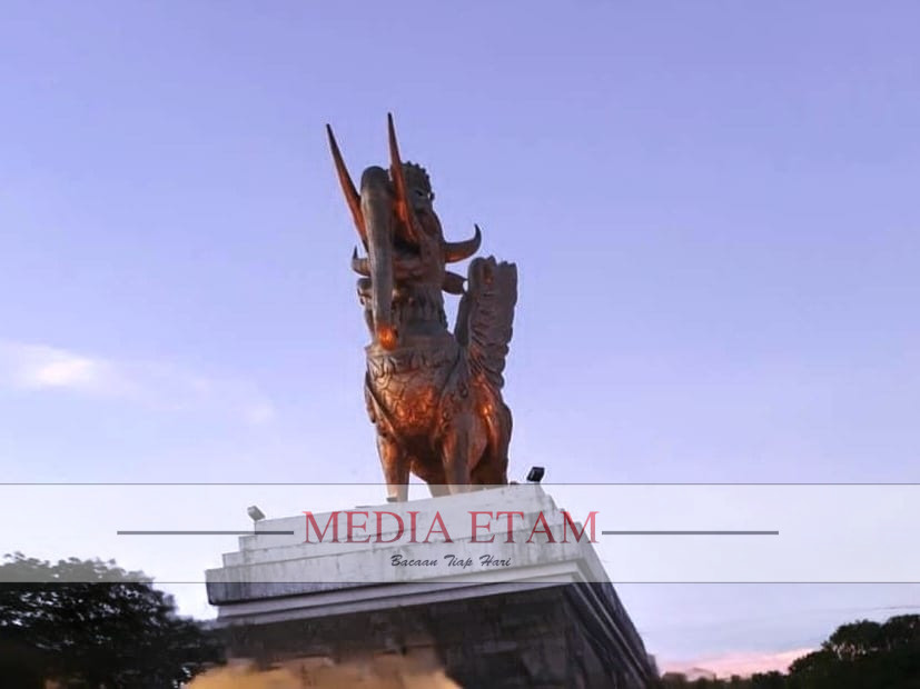 Pulau Kumala (Indah, Mediaetam.com)