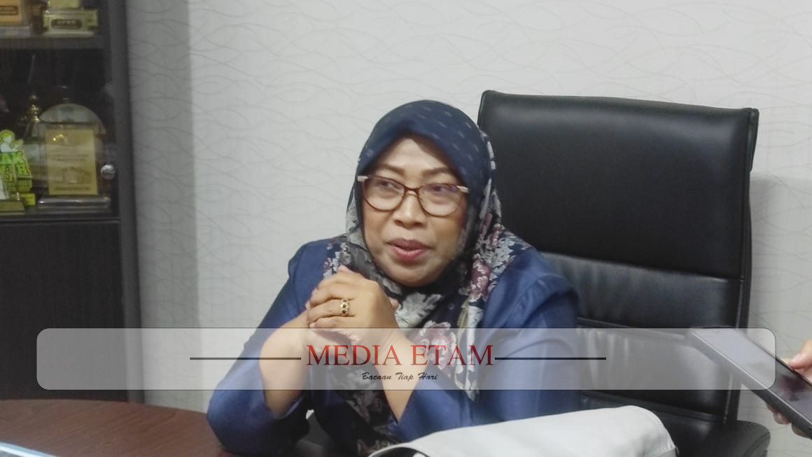 Foto : Sri Puji Astuti Ketua KomisiIV DPRD Kota Samarinda