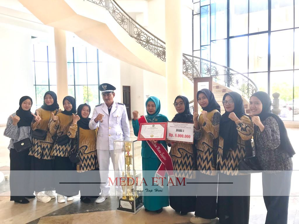 Juara 1 Lomba Posyandu Terbaik, Posyandu Teratai. (Indah, Mediaetam.com)