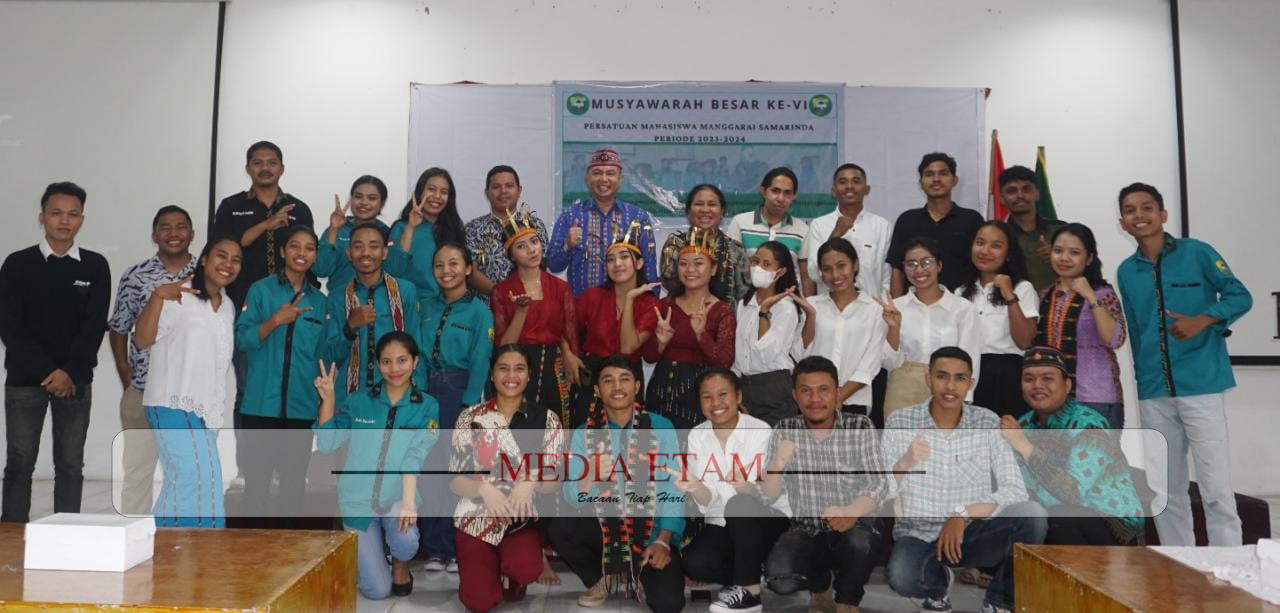 Puluhan Mahasiswa Manggarai Samarinda saat melaksanakan kegiatan Mubes(Foto Iswanto, Mediaetam.com).