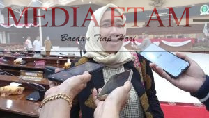 Anggota komisi IV DPRD Kalimantan Timur, Ely Hartati Rasyid saat diwawancarai awak media (Foto: Iswanto/Mediaetam.com).