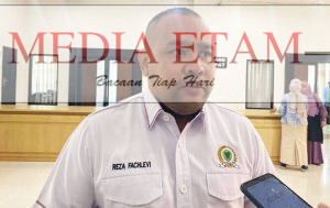 Ketua Komisi IV DPRD Kalimantan Timur, Akhmed Reza Fachlevi saat diwawancarai awak media usai RDP bersama Disdikbud (Foto: Iswanto/Mediaetam.com).