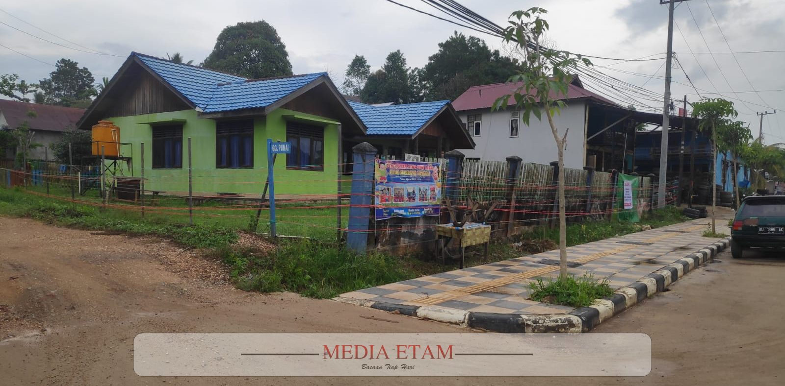 Gedung posyandu dan paud di Rinding yang disegel
