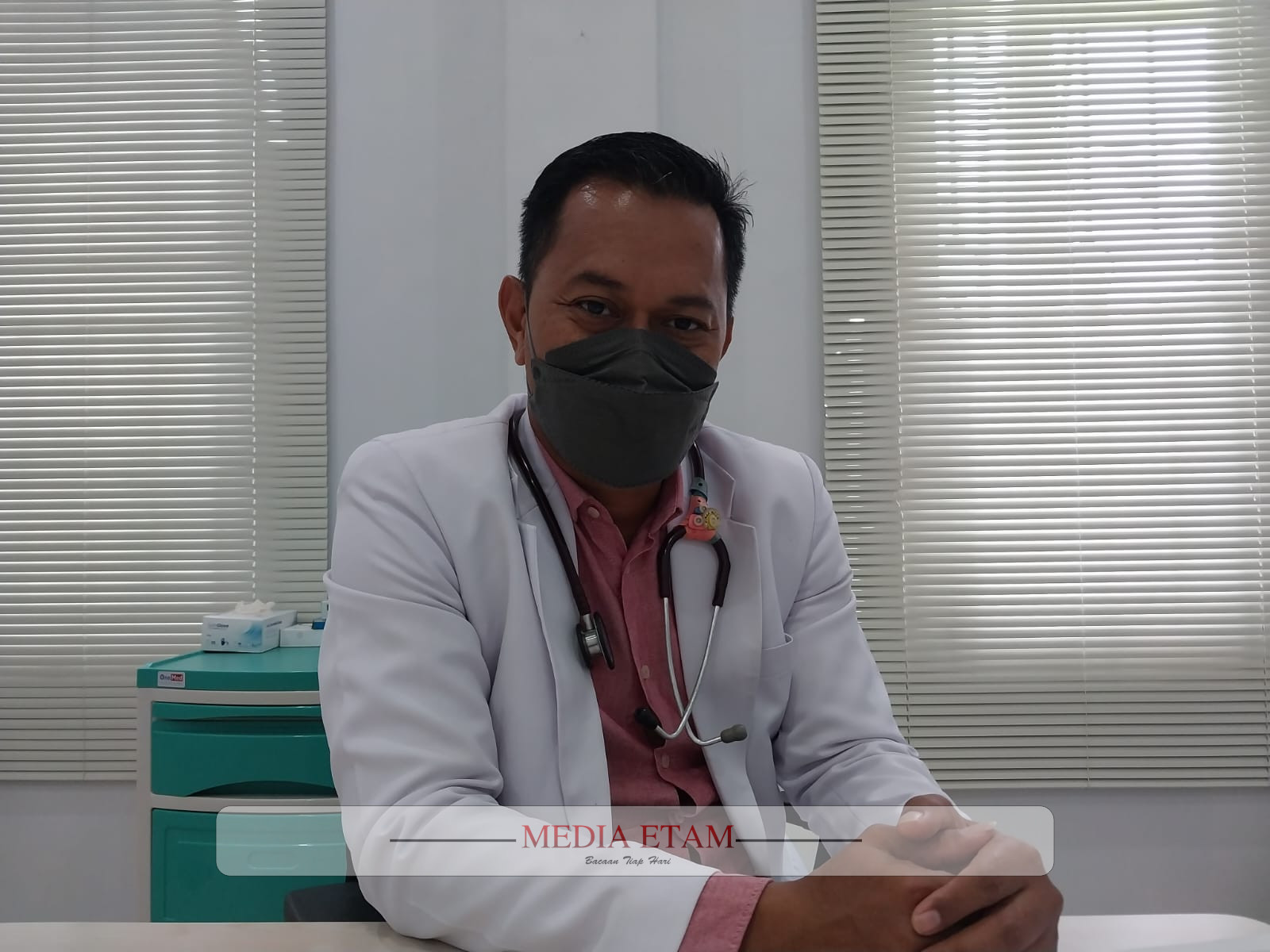 Direktur RSUD Abdul Rivai, dr Jusram. [Elton Wada / Mediaetam.com]