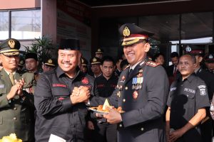 Peringatan HUT Bhayangkara ke-77 di Polres Kukar. (Dok: Humas Polres Kukar)