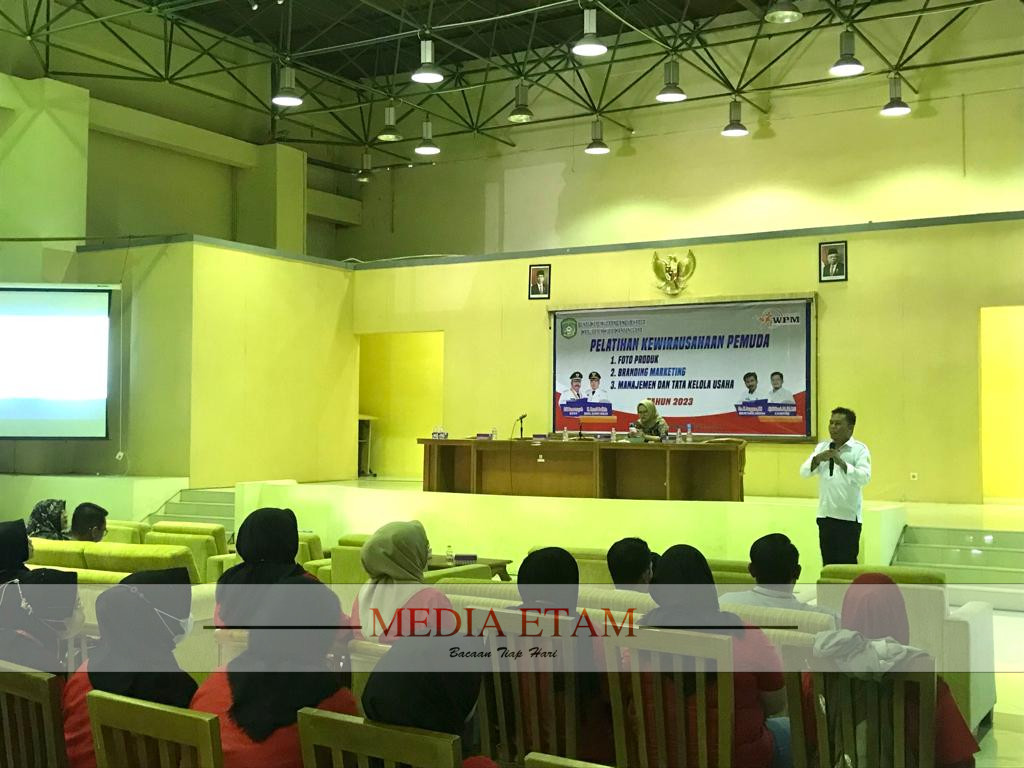 Pelatihan Kewirausahaan oleh Dispora Kukar. (Indah, Mediaetam.com)