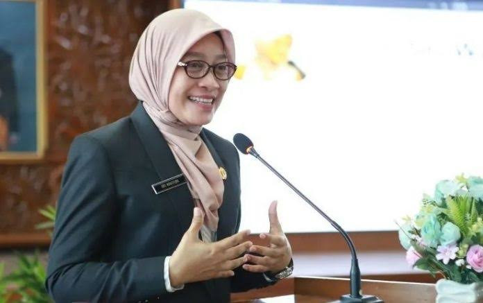 Foto : Sri Wahyuni Sekertaris Daerah Provinsi Kalimantan Timur (Sumber Humas Pemprov Kaltim)