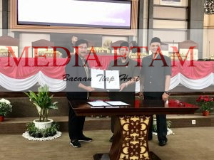Laporan badan anggaran dan kesepakatan bersama pada rancangan KUA dan PPAS APBD 2023. (Indah, Mediaetam.com)