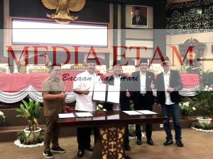 Pengesahan APBD Perubahan 2023 Kukar. (Indah, Mediaetam.com)