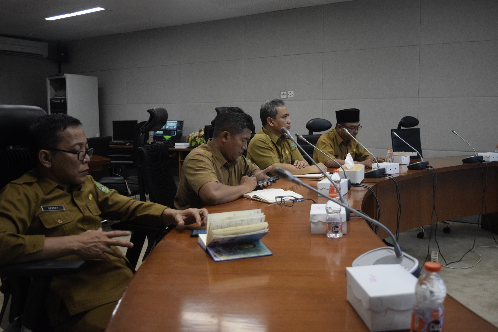 Foto: Rapat Koordinasi Pemkab Kukar bersama Kemendagri dan instansi pemerintahan secara virtual (Thoriq/mediaetam.com)