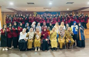 Foto : Fitri Maisyaroh Anggota DPRD Kaltim saat menjadi narasumber pada acara Advokasi Peningkatan Partisipasi Perempuan di Lembaga Legislatif (Dok.Dprd Kaltim)