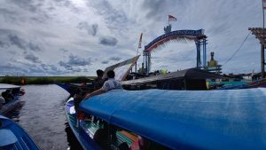 Desa Muara Enggelam yang menyala dengan PLTS Komunal (Mediaetam.com)