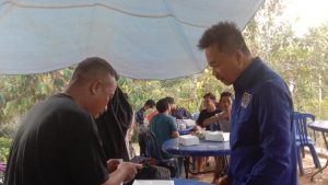 Foto : Baharuddin Demmu Saat Mengunjungi Desa Tani Bakti beberapa waktu lalu (Mujahid/Mediaetam.com)