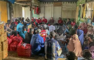 Foto : Wakil Ketua DPRD Kaltim Muhammad Samsun bersilturahmi dan serap aspirasi masyarakat Kutai Kartanegara di Jalan Houling Asta Minindo KM 6 GG Usaha Tani, RT 12 Kec Loa Kulu. (Dok.istimewa)