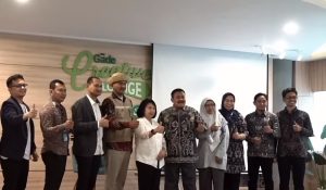 JANGKA PANJANG. Beginilah suasana photo bersama peggelaran The Gade Sociopreneurship Challenge (TGSC) Goes to Campus 2023 di Universitas Mulawarman (Unmul), Senin. (30/10).