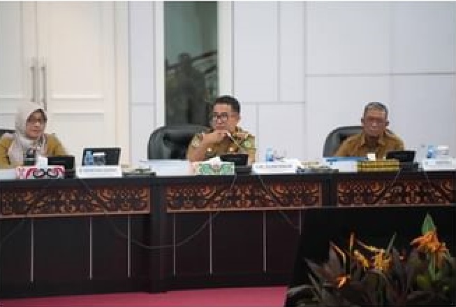 Pj Gubernur Kaltim Serukan Evaluasi dan Akselerasi Penyerapan Anggaran dalam Rapim Triwulanan