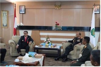 Pj Gubernur Kaltim dan Pejabat Keamanan Bahas Persiapan Pemilu dan Pengembangan Pangan