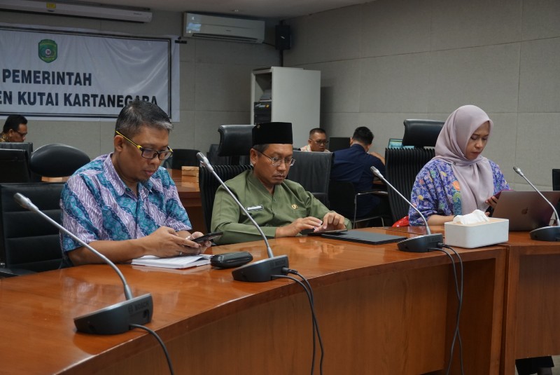 Pemkab Kukar Menyusun APBD 2024 dengan Fokus pada Optimalisasi JKN