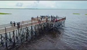 Salah satu spot foto yang terdapat di objek wisata tiga Danau (Foto: Dispar Kaltim).