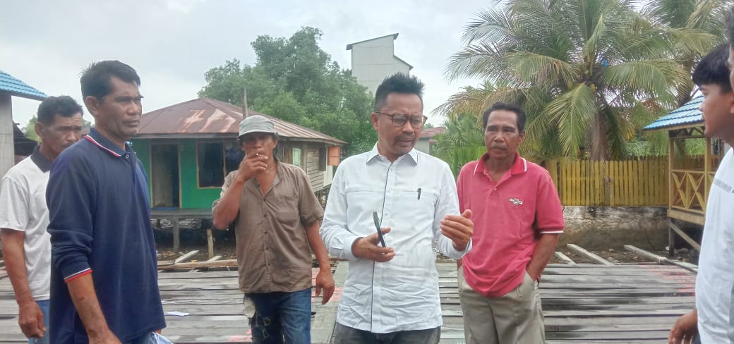 Foto : Baharuddin Demmu saat melakukan Kunjungan ke muara badak ulu beberapa waktu lalu (Mujahid/Mediaetam.com)
