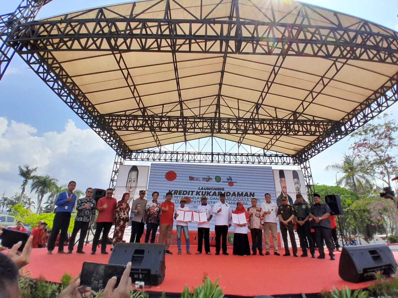 Peluncuran Program Kredit Kukar Idaman untuk petani, nelayan, dan pembudidaya ikan.