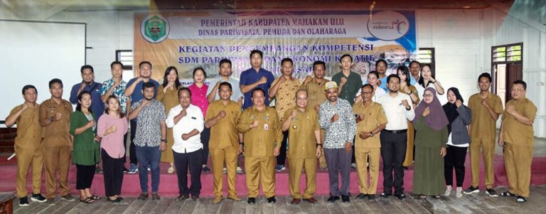 Dinas Pariwisata Kabupaten Mahakam Ulu saat melakukan pengembangan SDM Pariwisata (Foto: Dispar Mahulu).