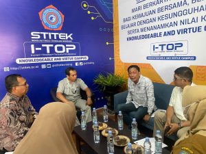 Ket foto : Kunjungan DPRD Bontang ke Kampus STITEK