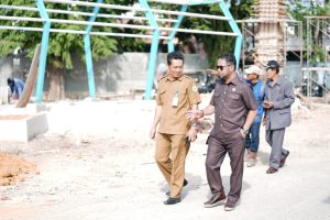 Foto: Kunjungan Komisi III DPRD Bontang ke lokasi pembangunan terminal. (Dok. Humas Setwan Bontang)