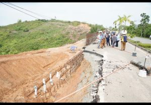 Foto: Komisi III DPRD Bontang melakukan Sidak di Jalan Soekarno Hatta