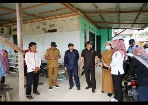 Foto: Kunjungan Komisi III terkait longsor di Lembah