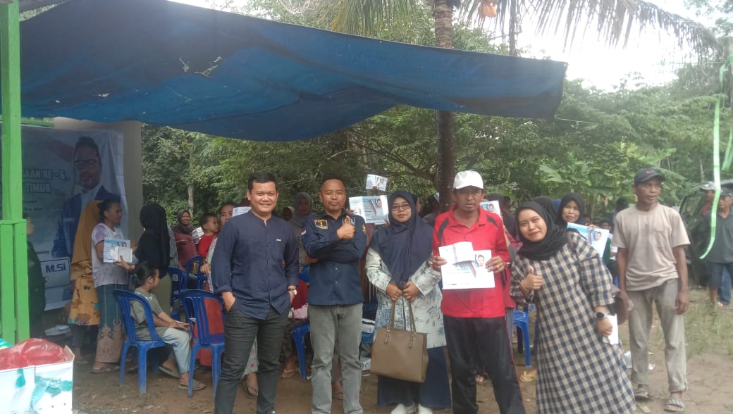 Foto : Baharuddin Demmu melaksanakan Agenda Soswasbang ke -6 DPRD provinsi Kalimantan Timur di desa Salo Cella (Mujahid/Mediaetam.com)