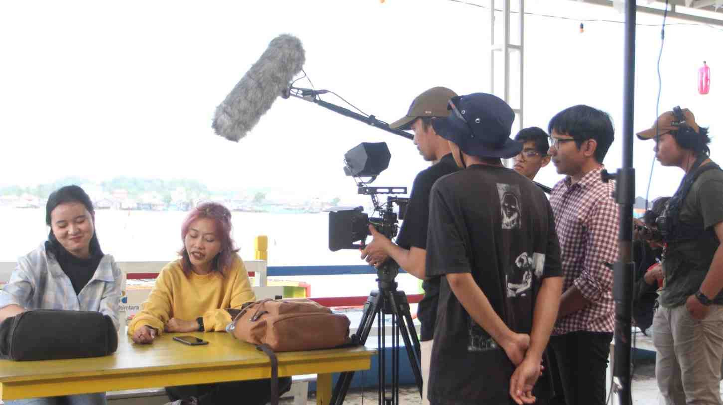 Suasana proses syuting film pendek Mahakam Love Story.
