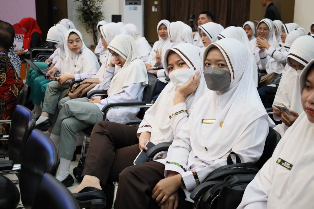 Sambut Mahasiswa KKN-T IPE, Kutai Kartanegara Siap Perang Melawan Stunting