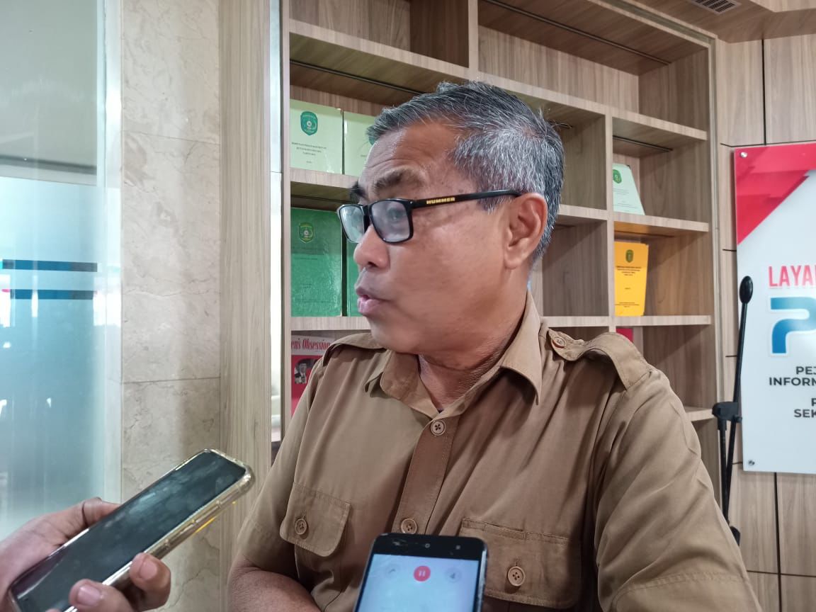 FOTO : Kepala Dinas Pengendalian penduduk dan Keluarga Berencana (DP2KB) Kukar, Adianur. (Riadi Ganteng/Media Etam)