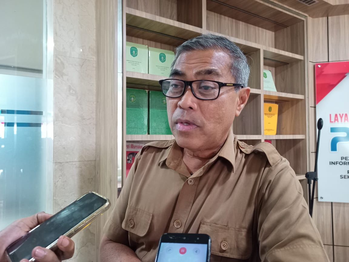 FOTO : Kepala Dinas Pengendalian penduduk dan Keluarga Berencana (DP2KB) Kukar, Adianur. (Riadi Ganteng/Media Etam)