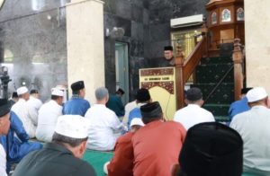 Momen Wabup Rendi Saat Salat Ied (Dok: Istimewa)